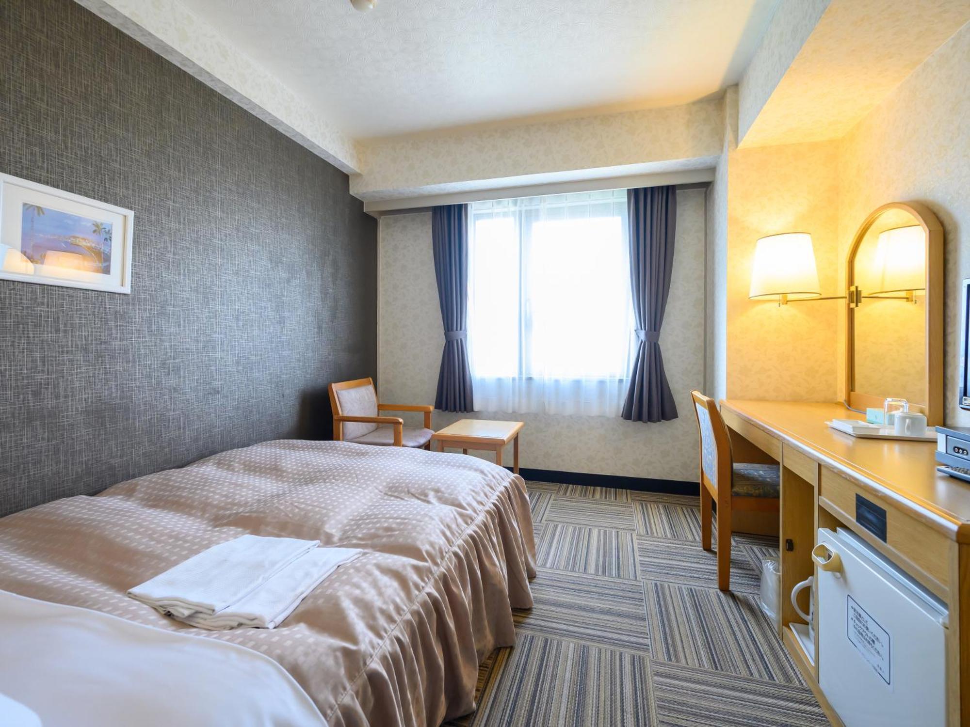 Hotel Green Park Suzuka Værelse billede